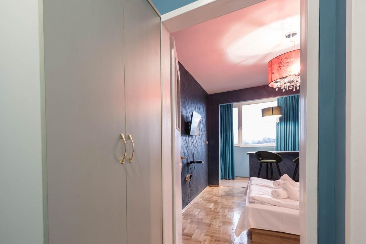 Private Studio In The Centre 바르나 외부 사진