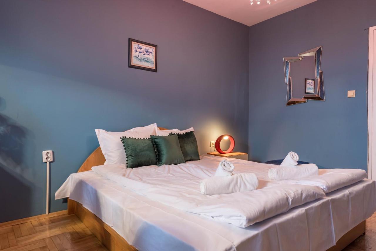 Private Studio In The Centre 바르나 외부 사진